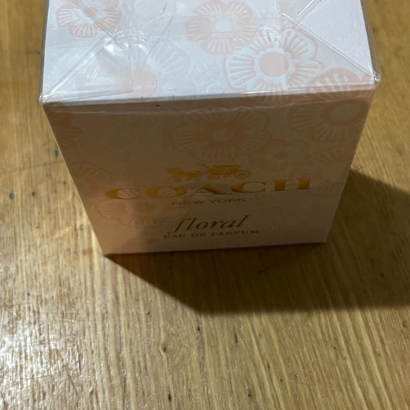 NIB!! COACH FLORAL EDP (1fl Oz) - Picture 4 of 5